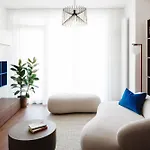 Eurovea Tower With Free Parking شقة براتسيلافا