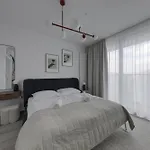 Eurovea Tower With Free Parking براتسيلافا