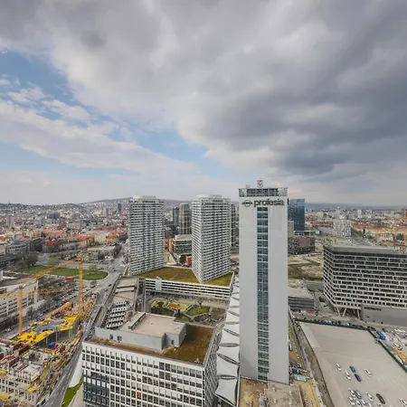 Apartman Eurovea Tower With Free Parking Pozsony