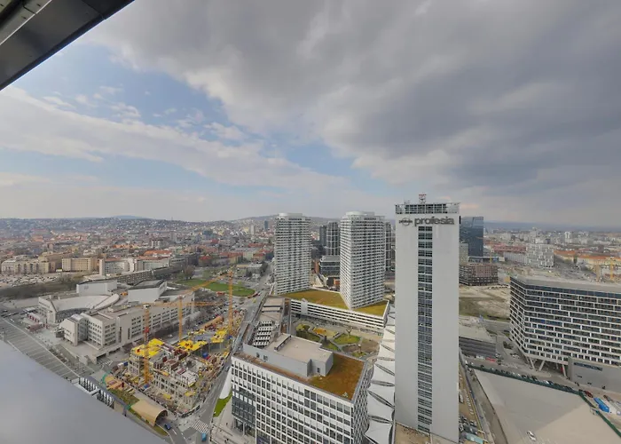 Apartman Eurovea Tower With Free Parking Pozsony